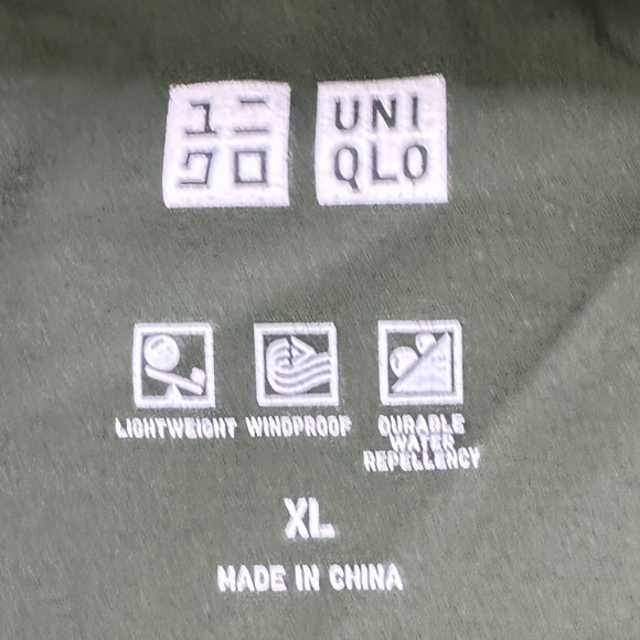 Uniqlo Men XL Jacket Seamless Down Parka Green Full Zip Hoodie Puffer Pocket EUC - Picture 5 of 9